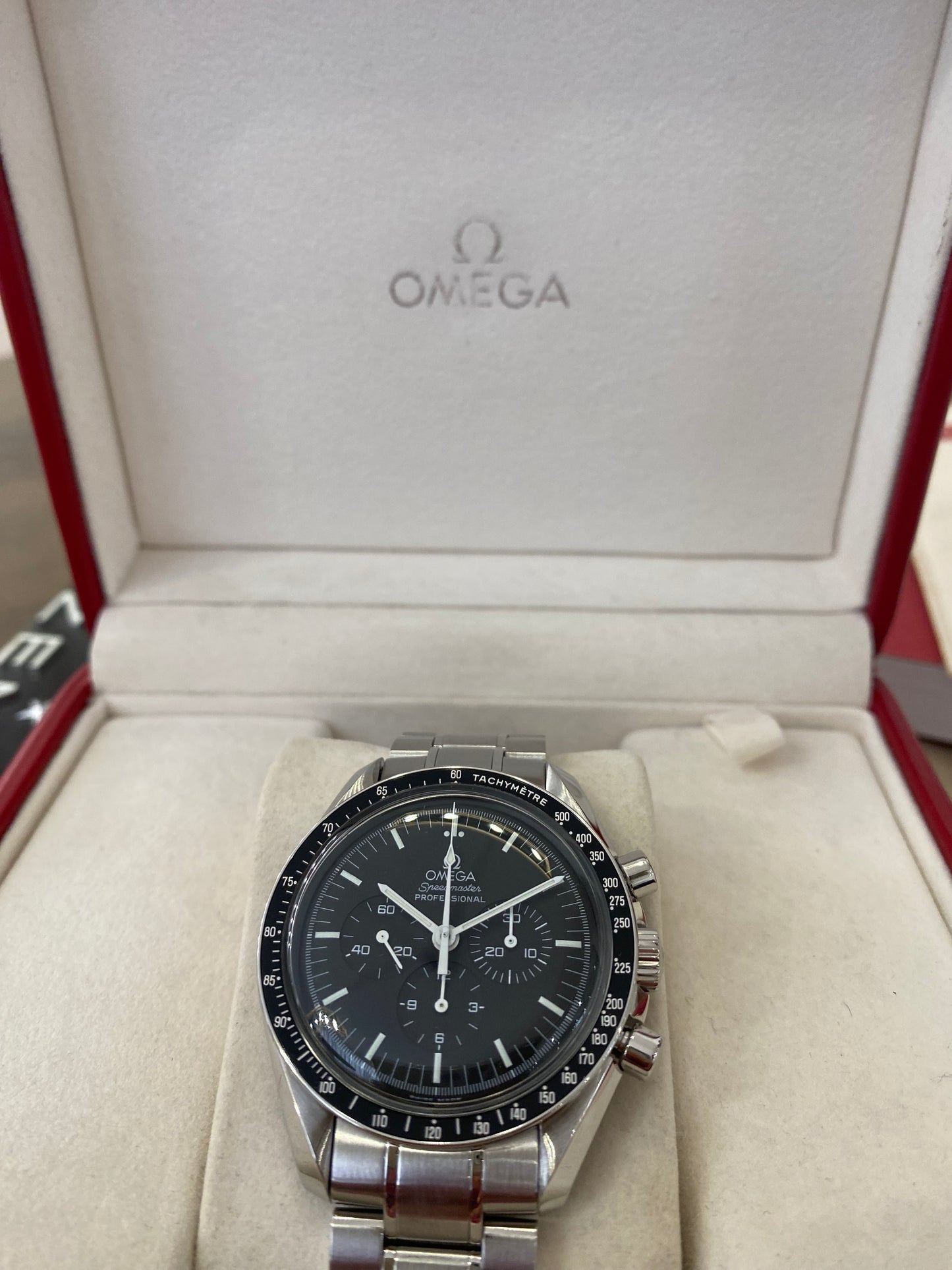 Omega Speedmaster Moonwatch - Full Set - 3570.50.00 - 145022