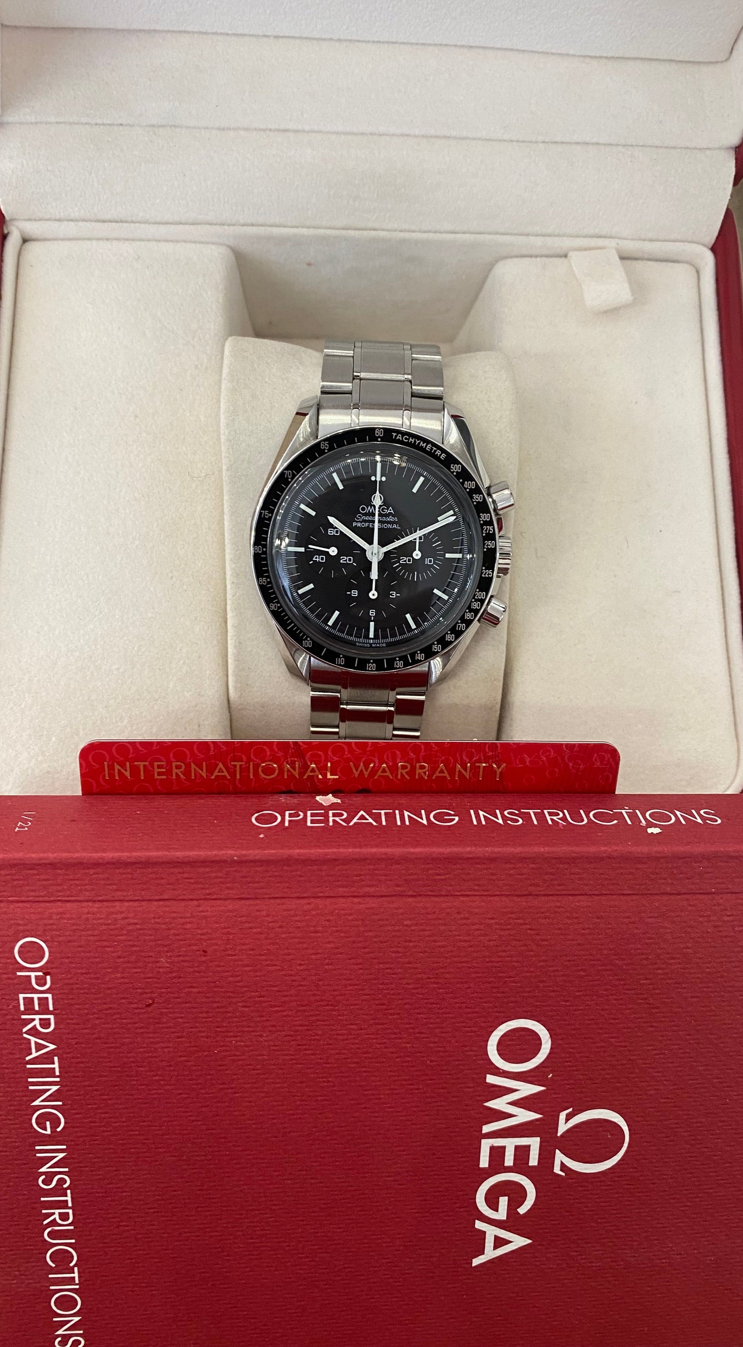 Omega Speedmaster Moonwatch - Full Set - 3570.50.00 - 145022