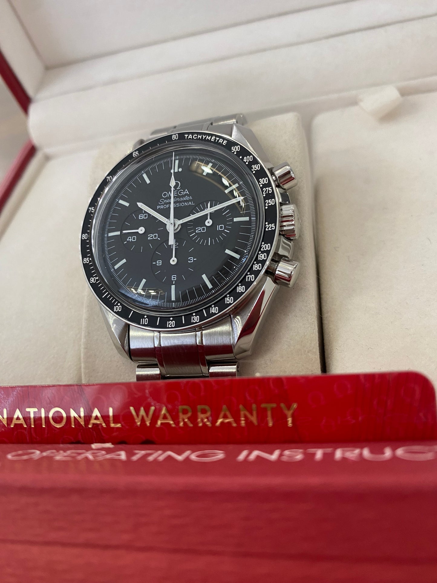 Omega Speedmaster Moonwatch - Full Set - 3570.50.00 - 145022