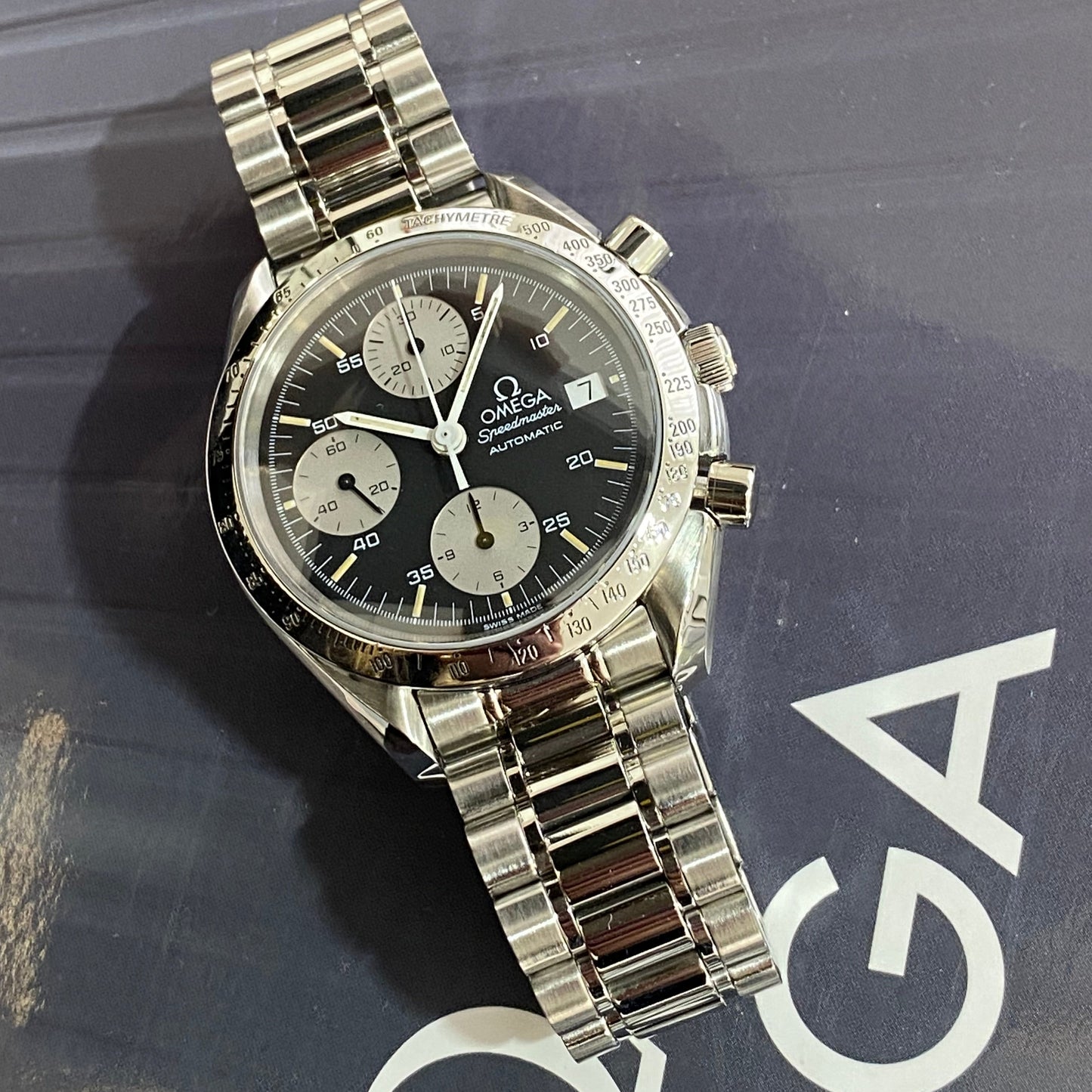 Omega Speedmaster Automatique Date - ST 175.0043
