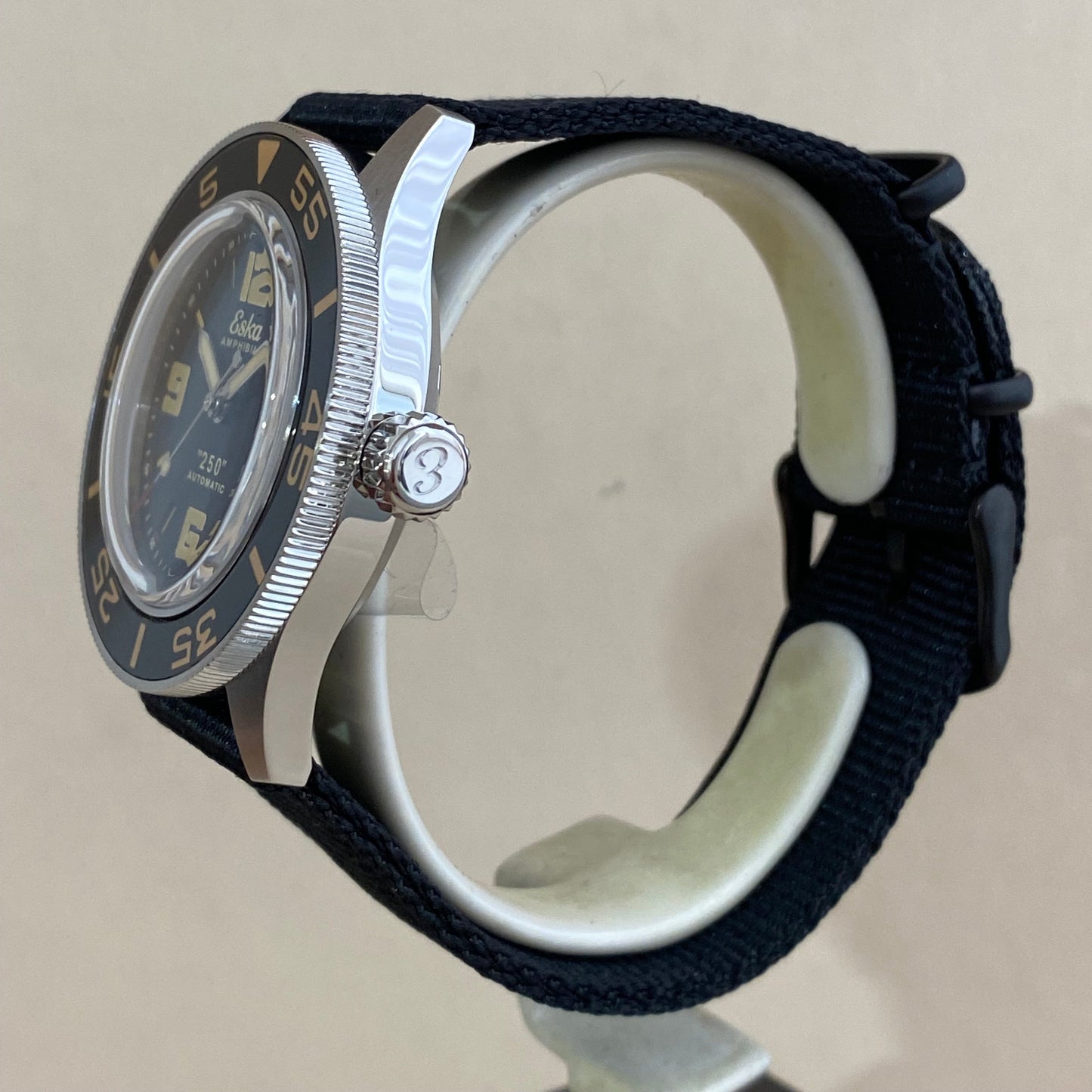 Eska Amphibian 250 - Black Shark - 1094-1