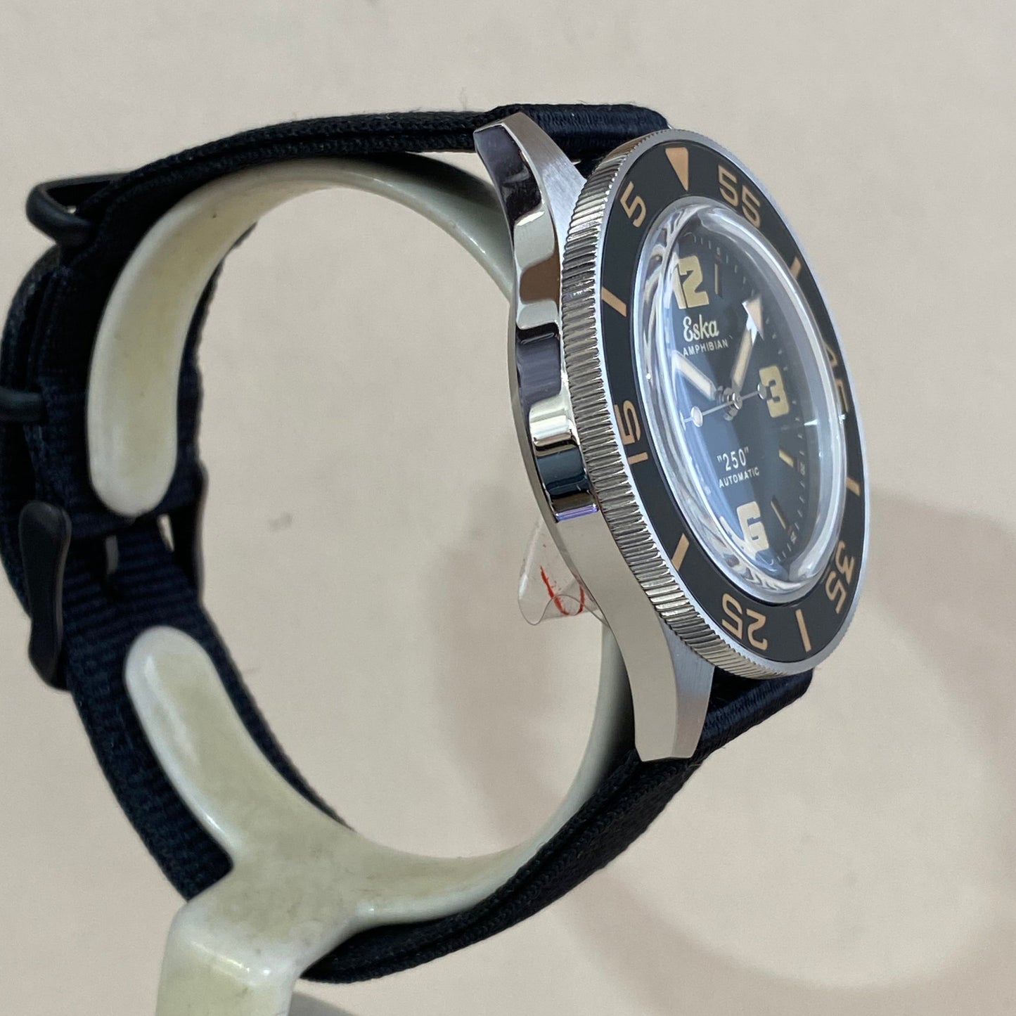 Eska Amphibian 250 - Black Shark - 1094-1