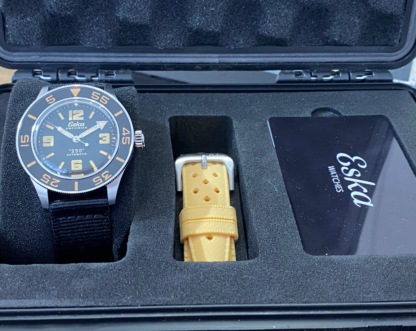 Eska Amphibian 250 - Black Shark - 1094-1