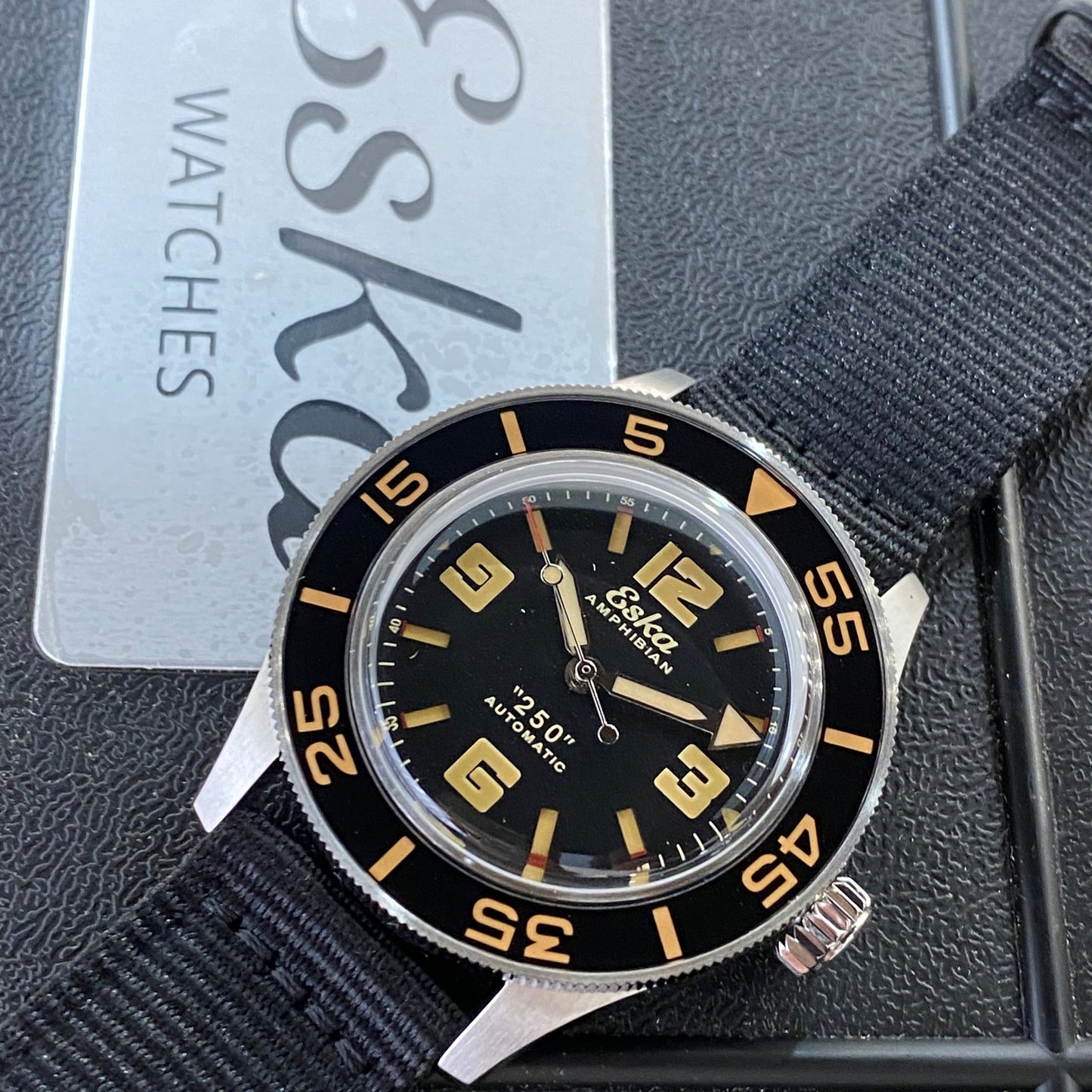 Eska Amphibian 250 - Black Shark - 1094-1 - Montre Neuve