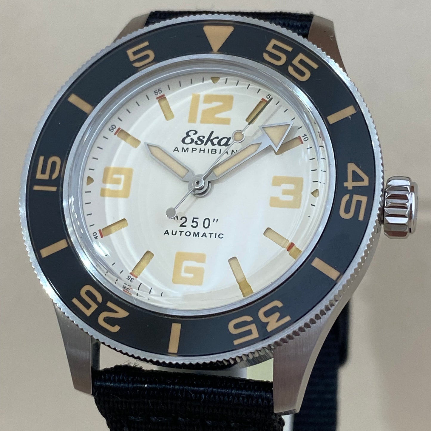 Eska Amphibian 250 - White Shark - 1095