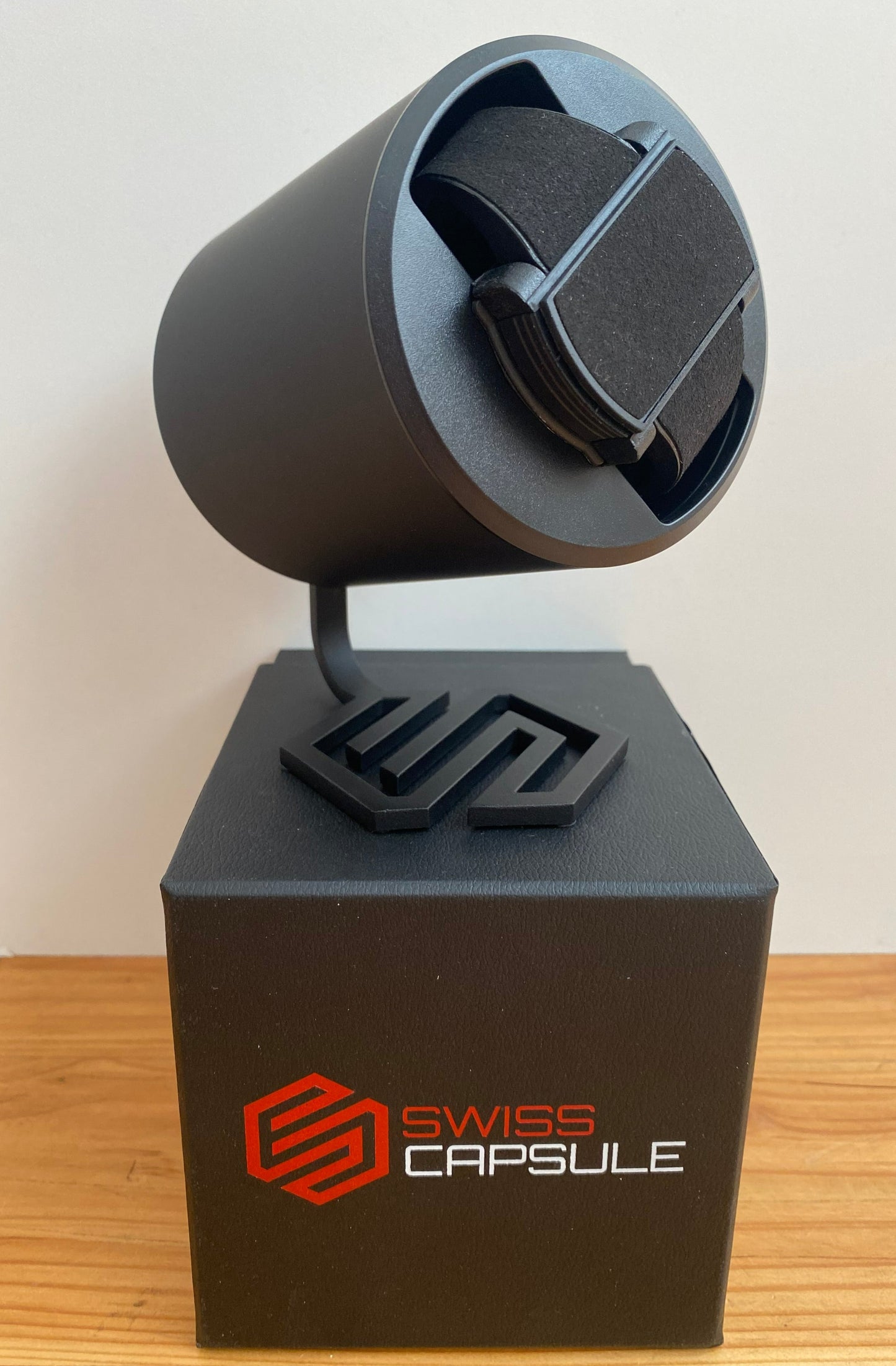 Swiss Capsule Noir Simulateur 1 Montre