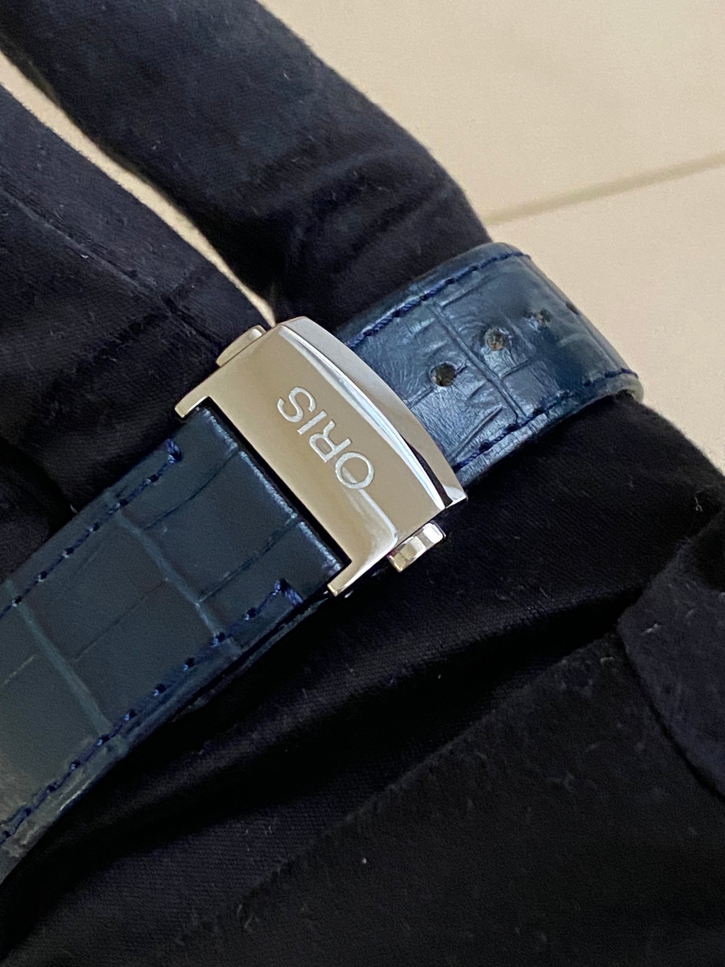 Oris Artix Date - 01 733 7642 4035-07 5 21 85FC