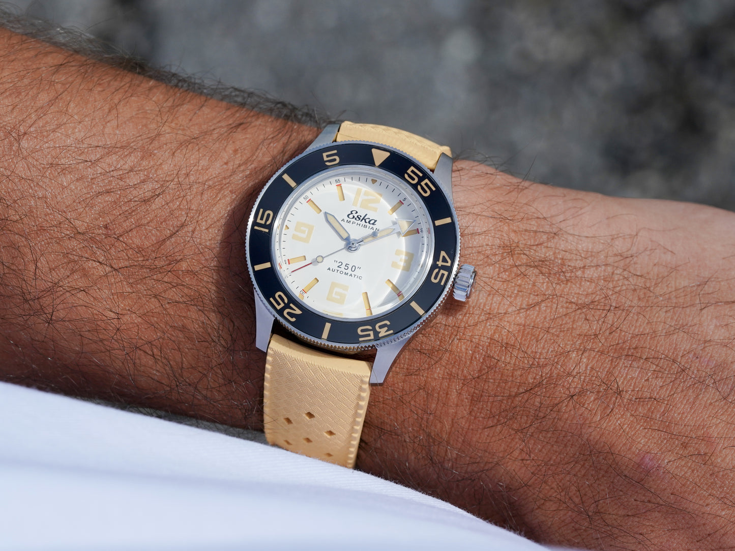 Eska Amphibian 250 - White Shark - 1095 -  Montre Neuve