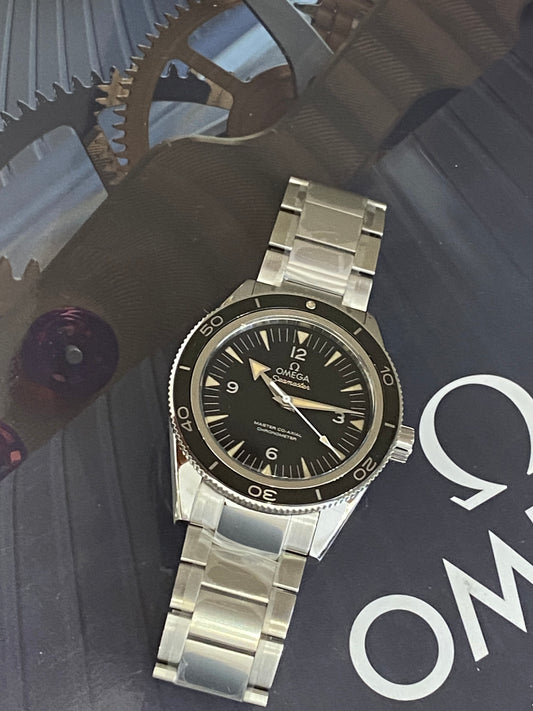 Omega Seamaster 300 - 233.30.41.21.01.001