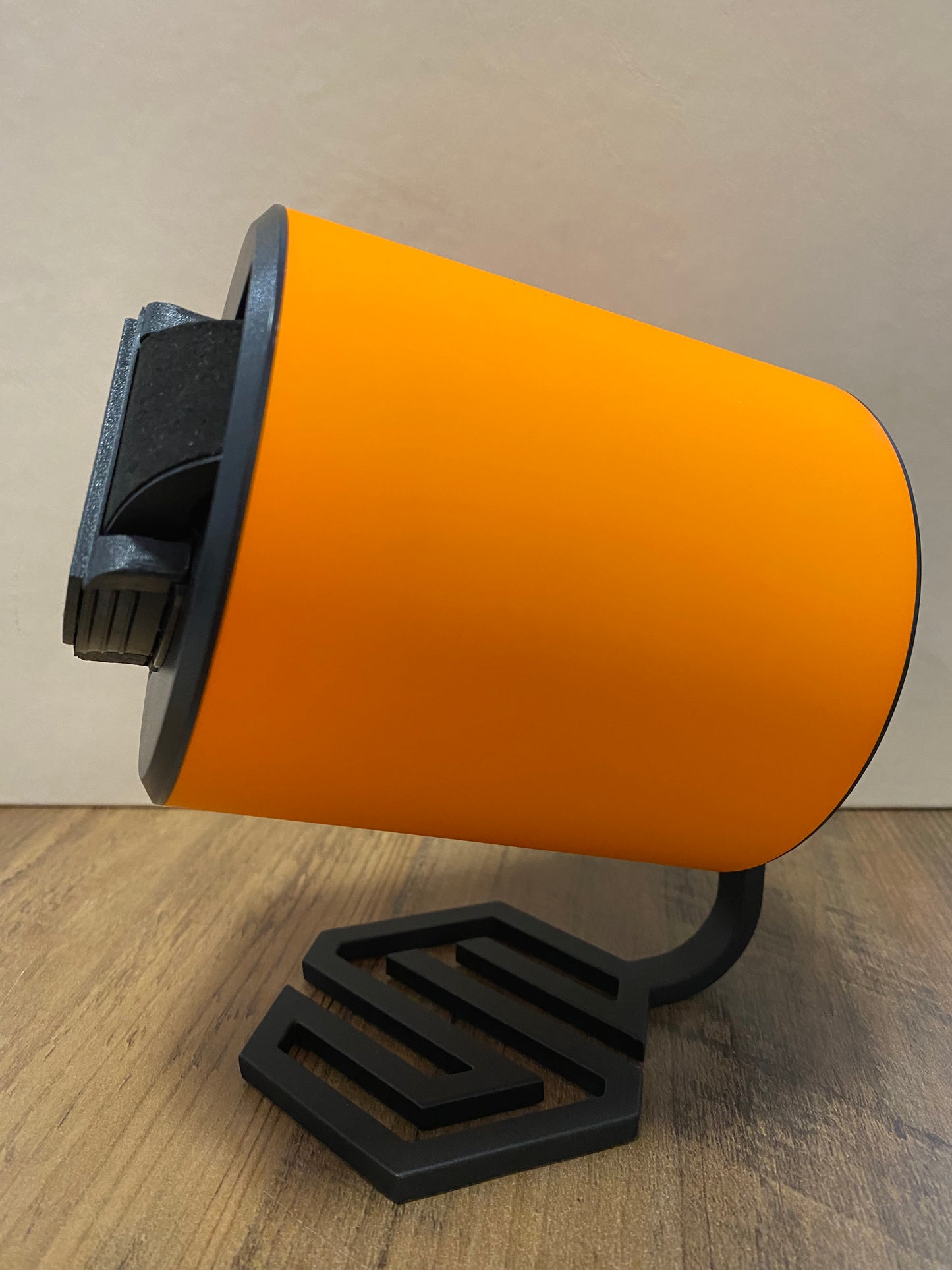 Swiss Capsule Orange Simulateur 1 Montre