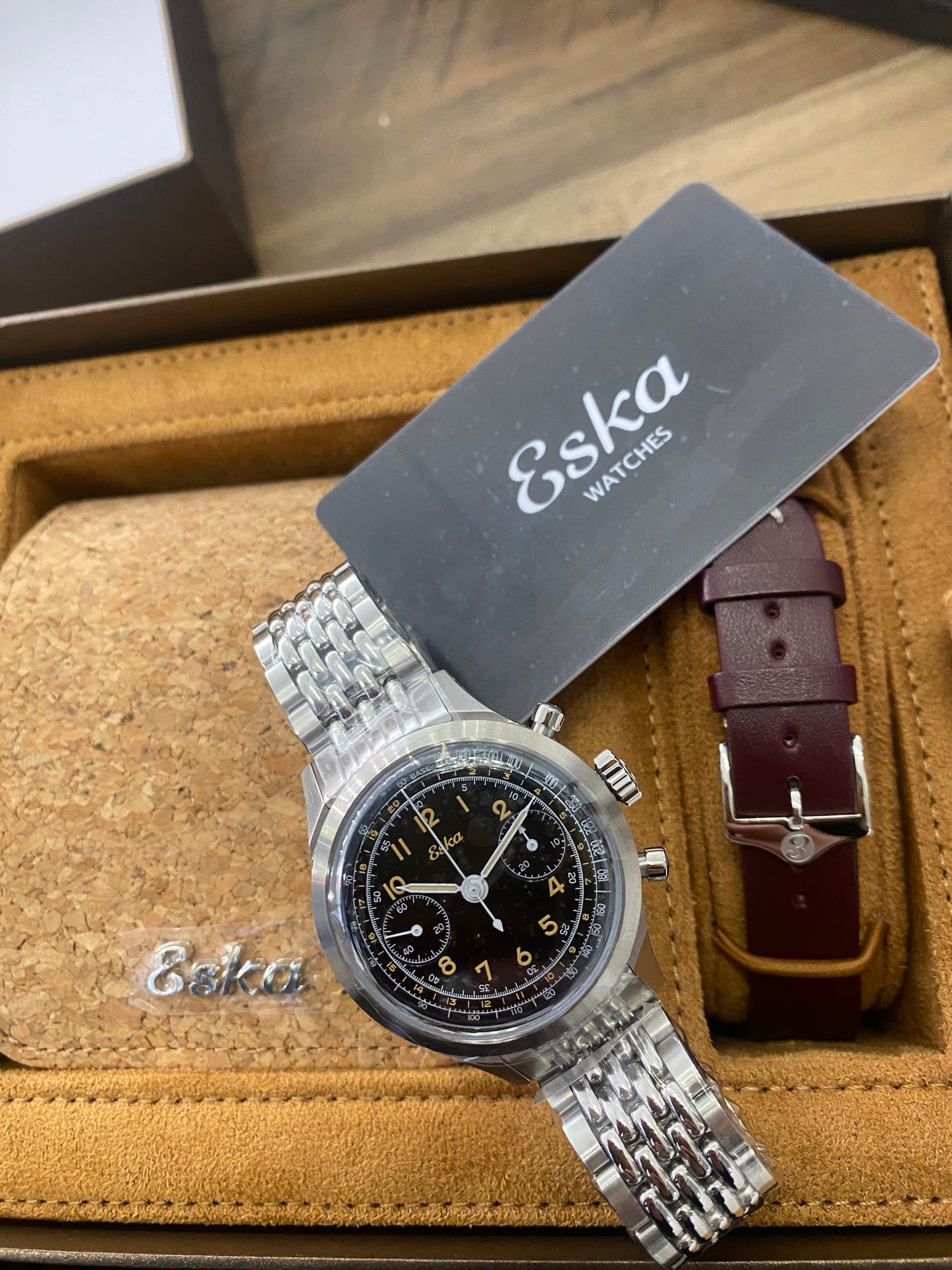 Eska Chrono Héritage Noir - SK25 - Montre Neuve