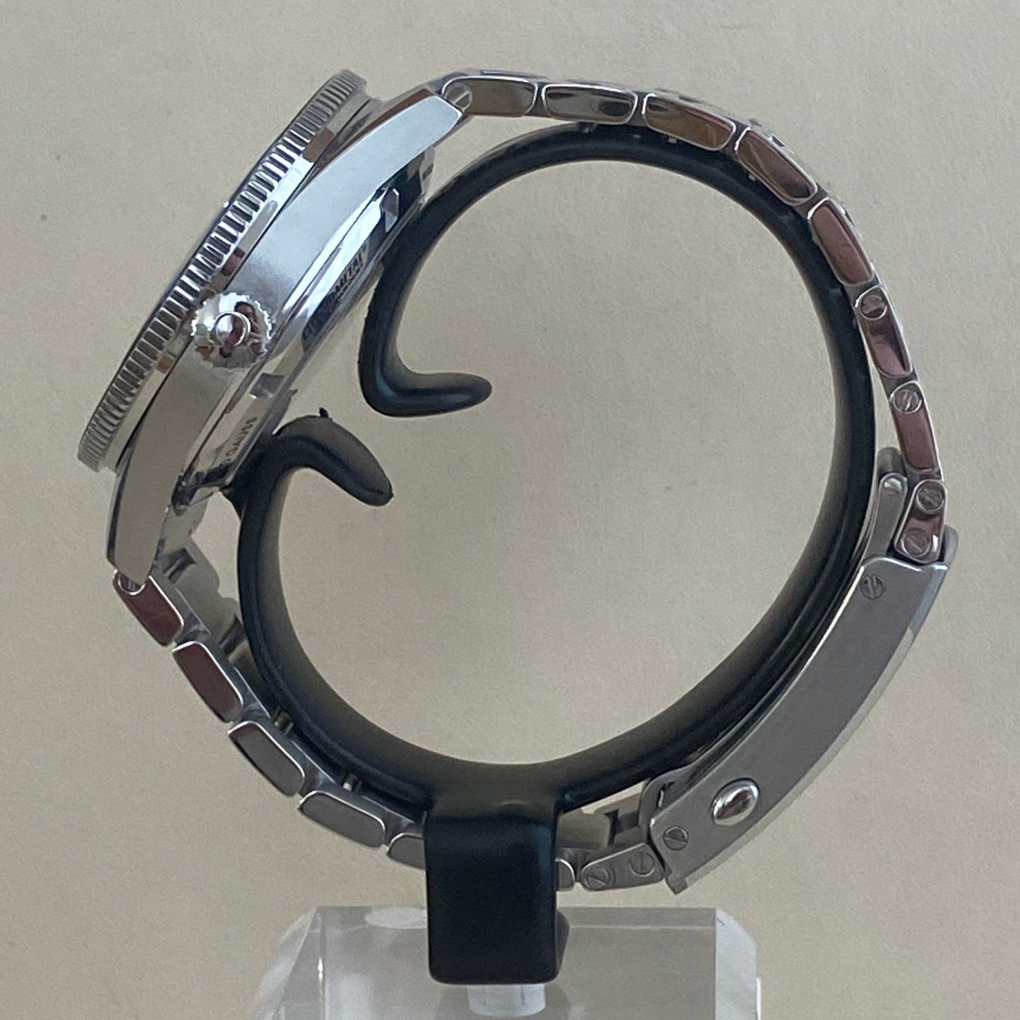 Omega Seamaster 300 - 233.30.41.21.01.001