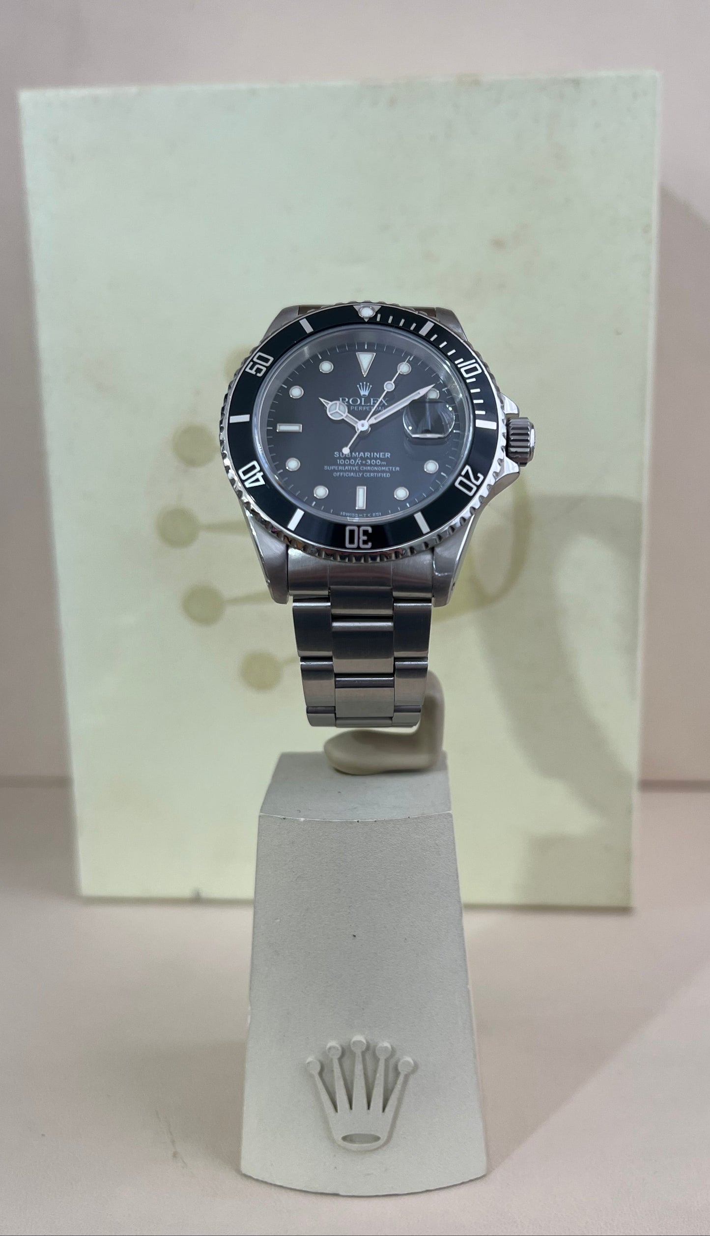 Rolex Submariner Date - 16610LN