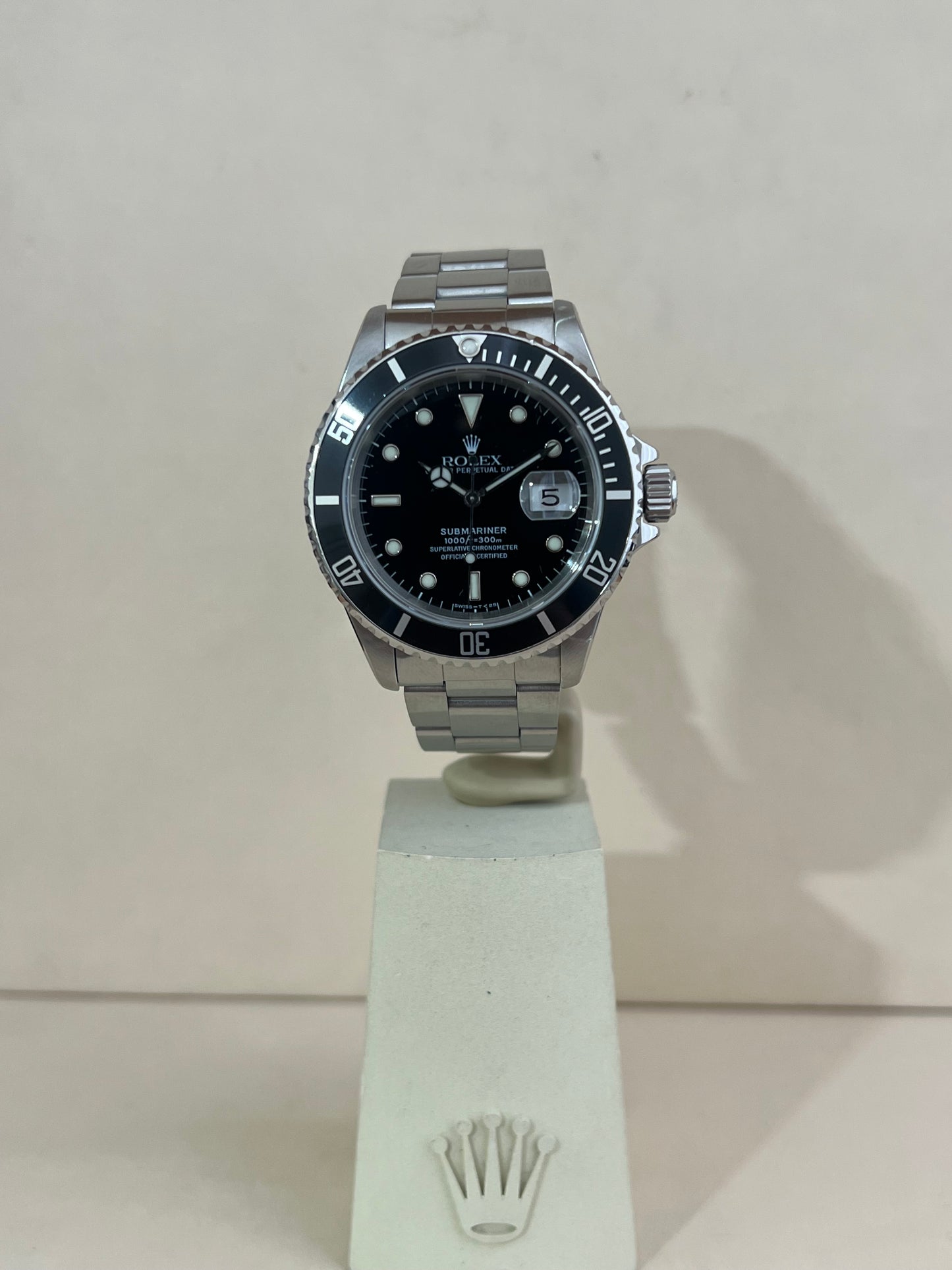 Rolex Submariner Date - 16610LN