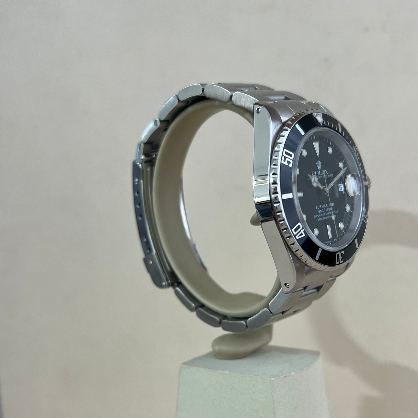 Rolex Submariner Date - 16610LN