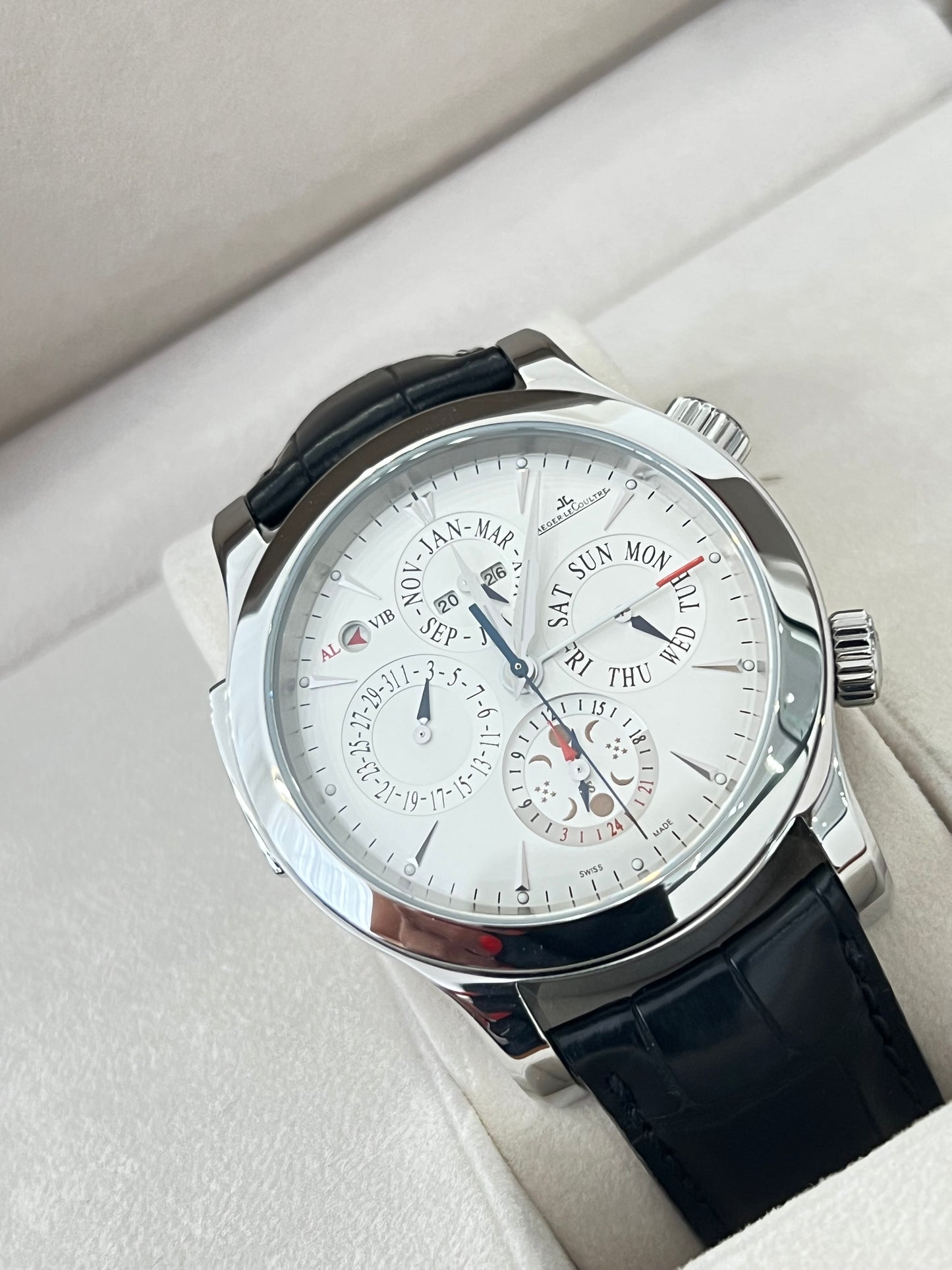 Jaeger-Lecoultre  Master Grand Réveil Neuve - 149.8.95 - Q163842A