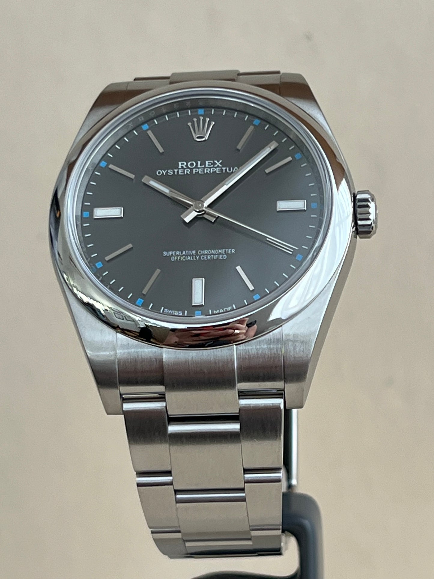 Rolex Oyster Perpetual 39 - 114300- Full Set