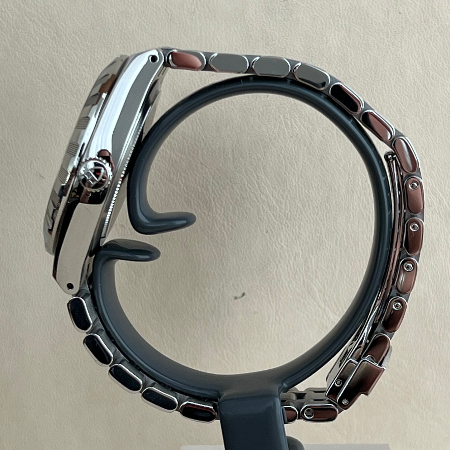 Tudor Royal 38 - 28500