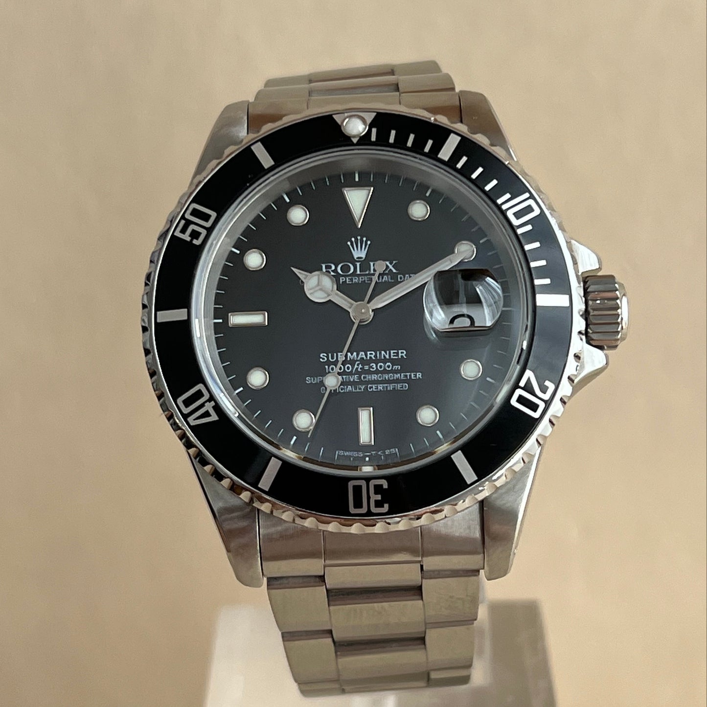 Rolex Submariner Date - 16610LN
