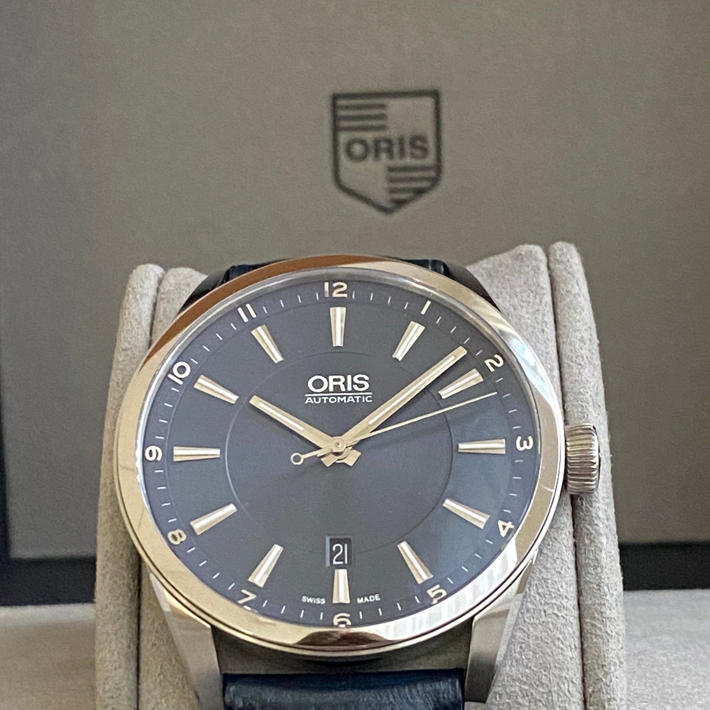 Oris Artix Date - 01 733 7642 4035-07 5 21 85FC